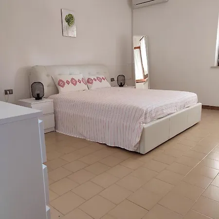 Rosa Apartament Chia