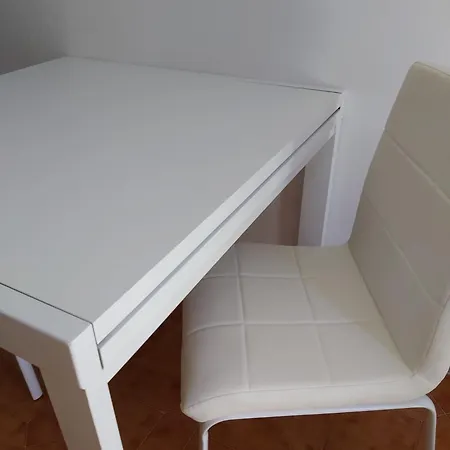 Rosa Apartment